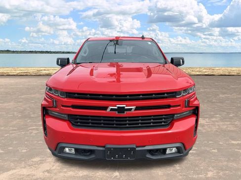 Used 2021 Chevrolet Silverado 1500 RST w/ Convenience Package II AWD/4WD image 2