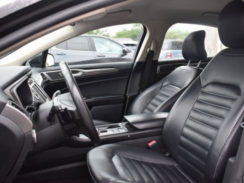 Certified 2019 Ford Fusion SEL image 6