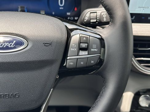 New 2025 Ford Escape SE w/ PHEV Premium Package image 23