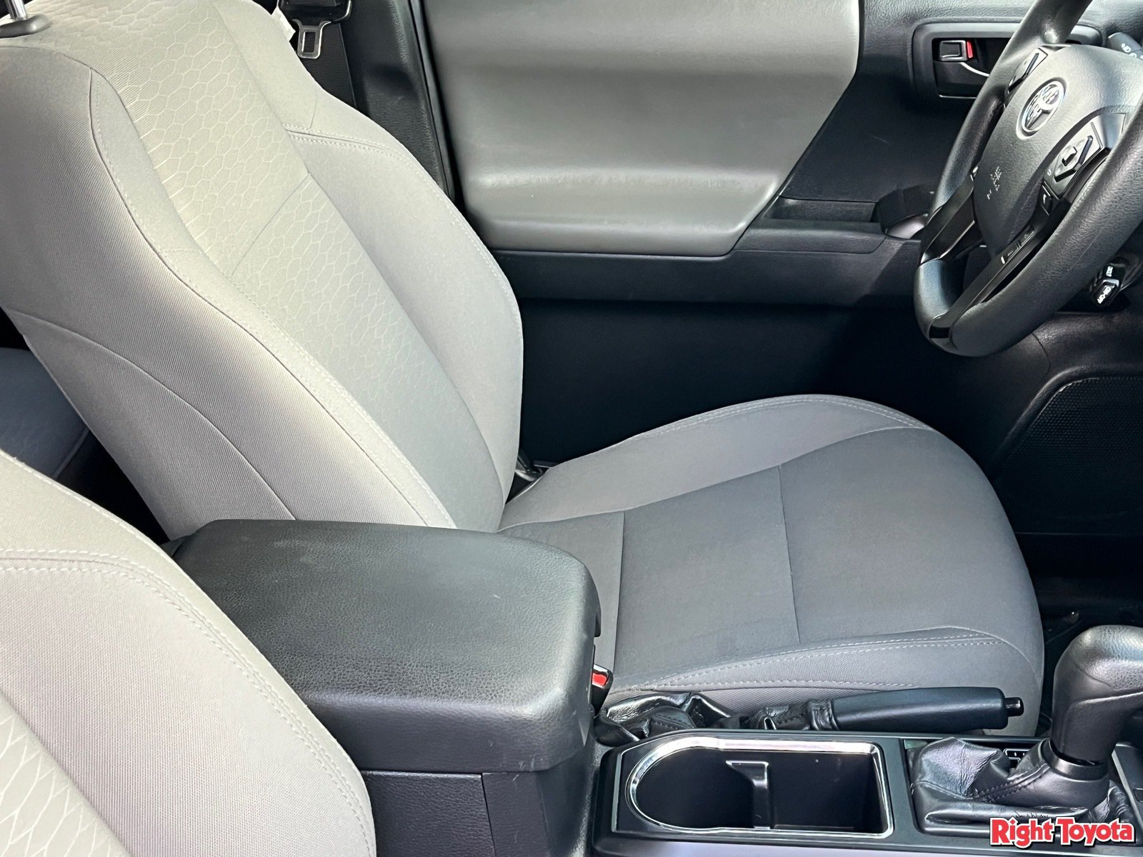 Used 2019 Toyota Tacoma SR w/ SR Convenience Package AWD/4WD image 14
