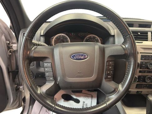 Used 2009 Ford Escape XLT AWD/4WD image 15
