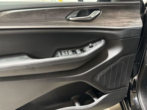 New 2026 Jeep Grand Cherokee L 4WD image 21