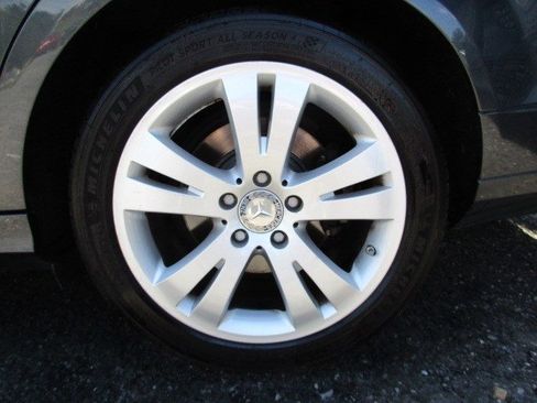 Used 2010 Mercedes-Benz C 300 4MATIC Sedan image 15