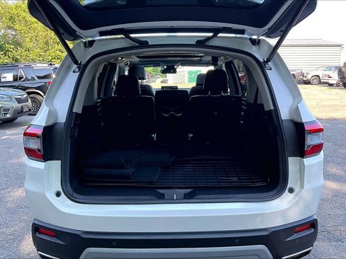 Used 2025 Honda Pilot Elite image 31