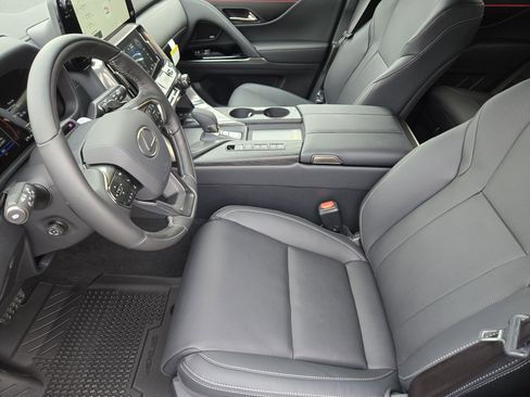 New 2026 Lexus LX 700h Luxury w/ Appearance Package image 9