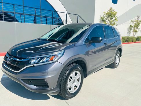 Used 2016 Honda CR-V LX image 1