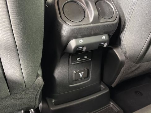 Used 2023 Jeep Wrangler Unlimited Rubicon 4xe w/ Cold Weather Group AWD/4WD image 23
