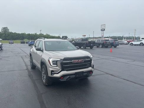 Used 2026 GMC Terrain AT4 w/ LPO, Floor Liner Package AWD/4WD image 7