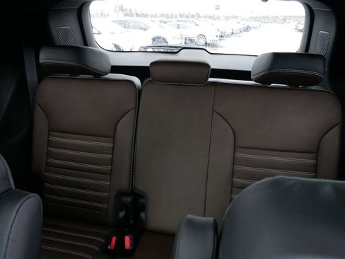 New 2026 GMC Acadia Denali Ultimate image 8