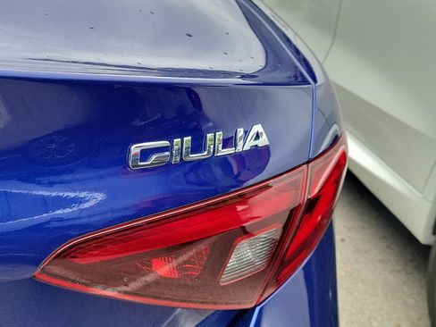 Used 2022 Alfa Romeo Giulia Sprint RWD image 7