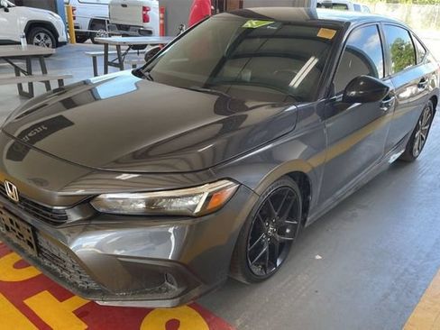 Used 2023 Honda Civic Sport image 1