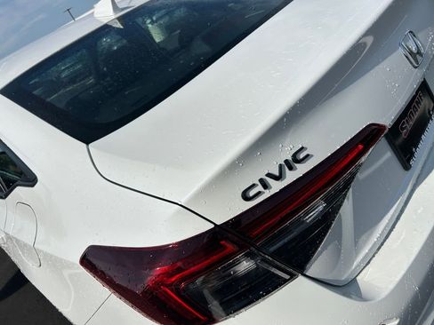 New 2026 Honda Civic Sport image 18