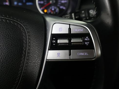 Used 2022 Kia Telluride LX image 37