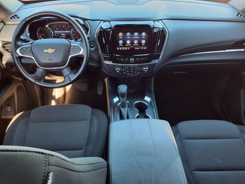 Used 2023 Chevrolet Traverse LT FWD image 11
