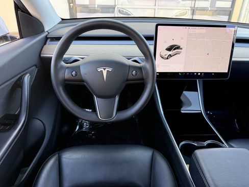 Used 2021 Tesla Model Y Long Range AWD/4WD image 23