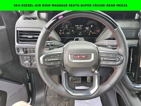 Used 2025 GMC Yukon XL AT4 Ultimate image 3