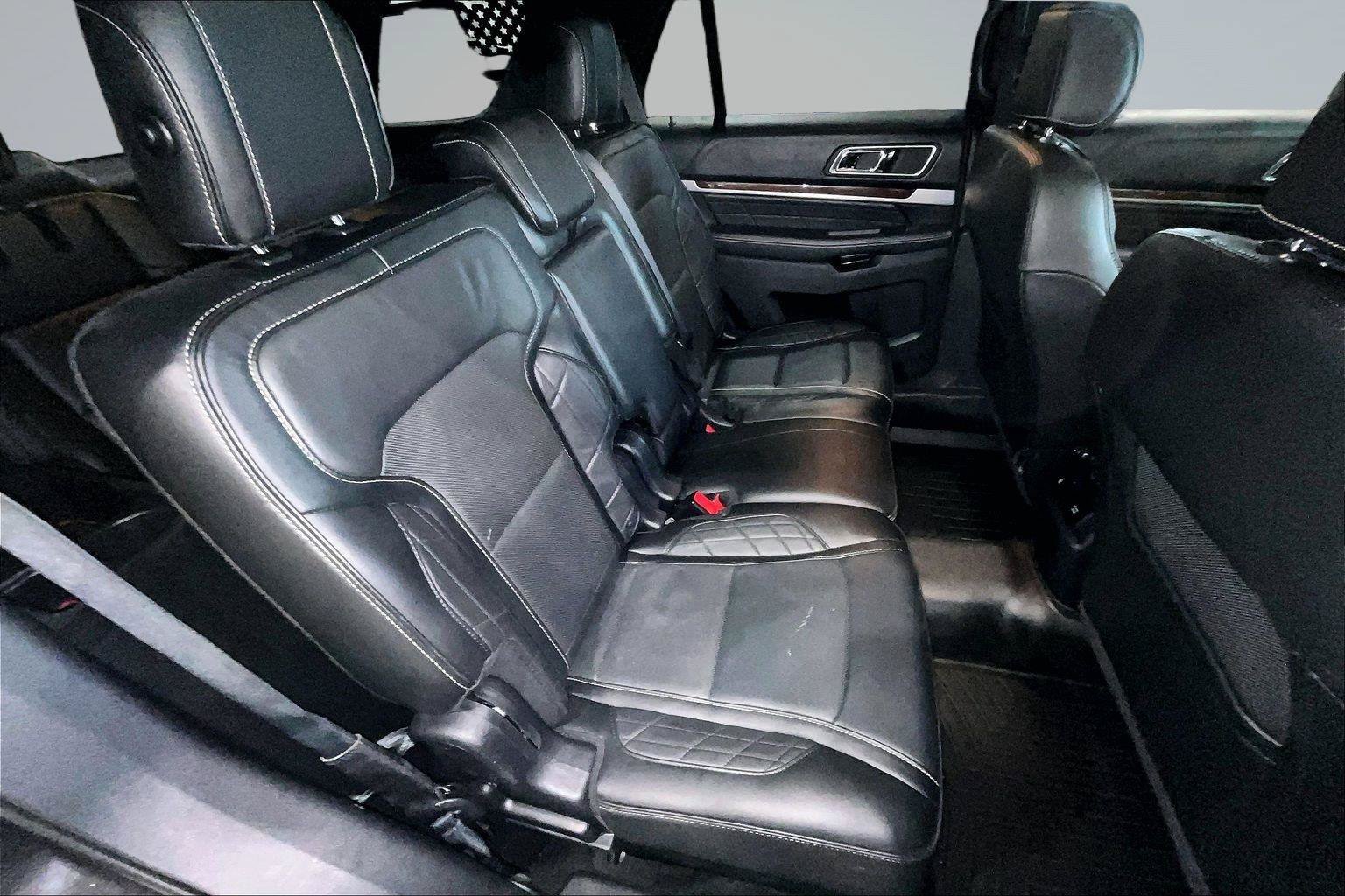 Used 2017 Ford Explorer Platinum AWD/4WD image 28