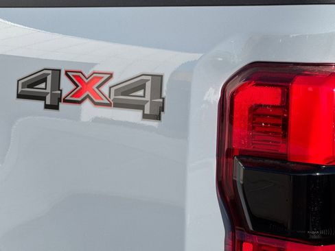 New 2026 Ford F250 Platinum image 25