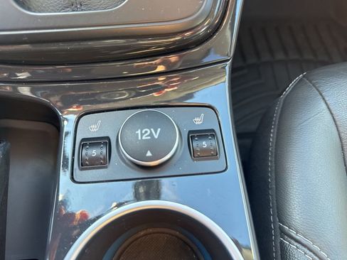 Used 2015 Ford Escape Titanium AWD/4WD image 17