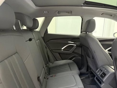 Used 2025 Audi Q5 Premium w/ Convenience Package AWD/4WD image 8