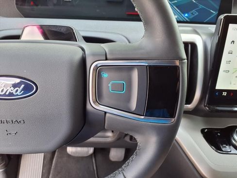 New 2026 Ford Expedition Max Active image 17