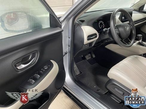 Used 2024 Honda HR-V EX-L image 11
