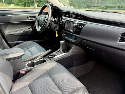Used 2014 Toyota Corolla S FWD image 13