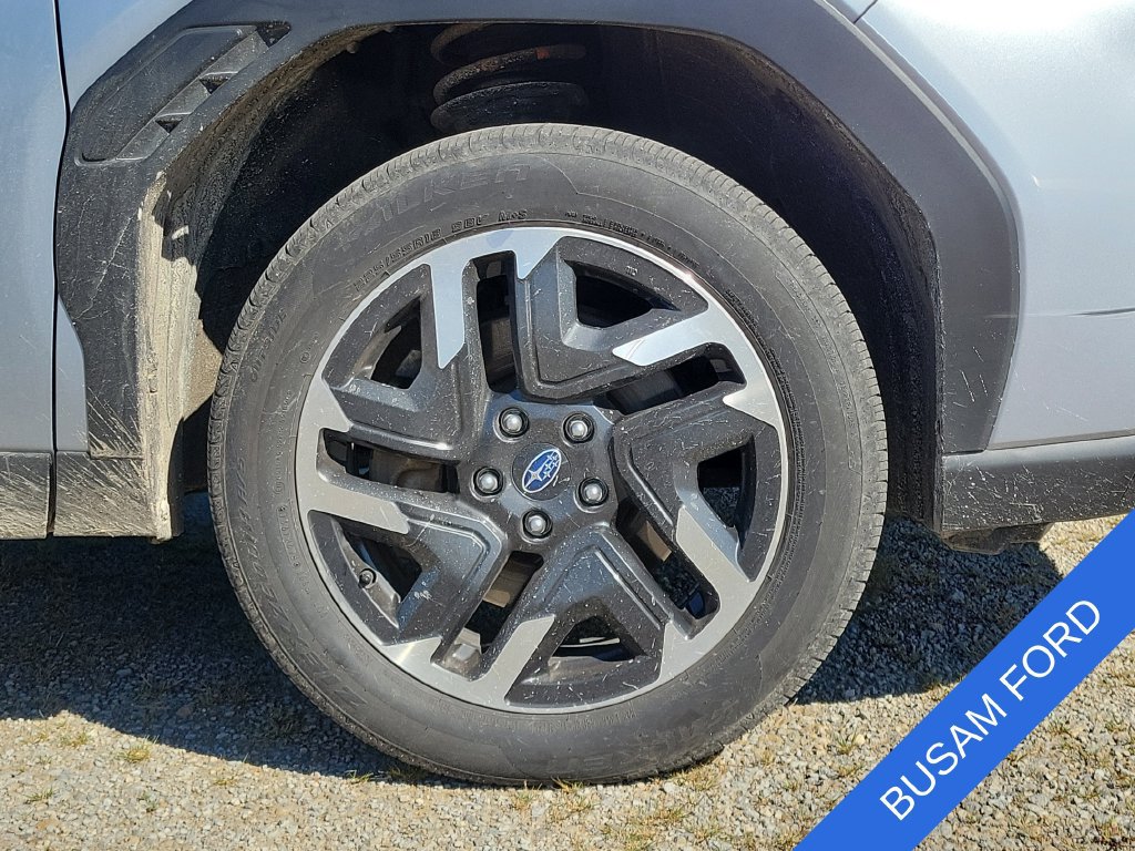 Used 2025 Subaru Forester Premium AWD/4WD image 5