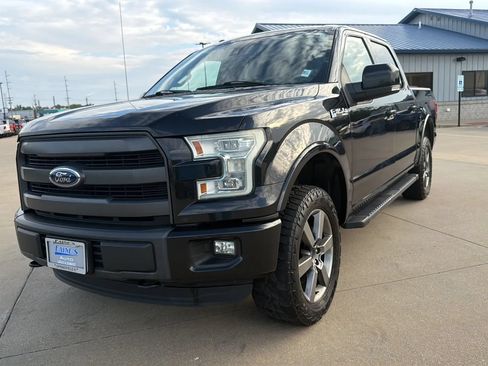 Used 2015 Ford F150 Lariat w/ Equipment Group 502A Luxury AWD/4WD image 2