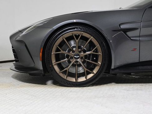 Used 2026 Aston Martin V8 Vantage S image 27