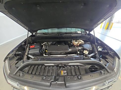 Used 2024 Chevrolet Silverado 1500 LT AWD/4WD image 24