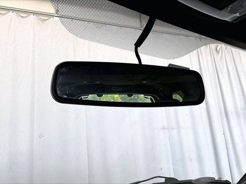 Used 2016 Ford Expedition XLT RWD image 17