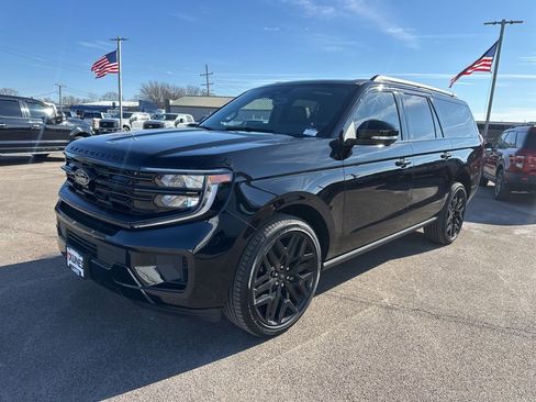 New 2026 Ford Expedition Max Platinum w/ Stealth Performance Package image 25
