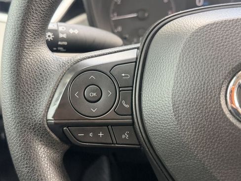 Used 2025 Toyota Corolla LE FWD image 20