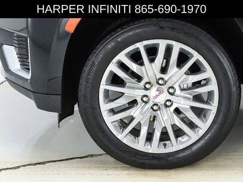 Used 2024 GMC Yukon Denali AWD/4WD image 5