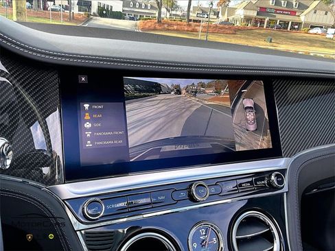 Used 2023 Bentley Continental GT V8 image 21