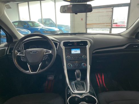 Used 2014 Ford Fusion SE w/ Equipment Group 201A image 20