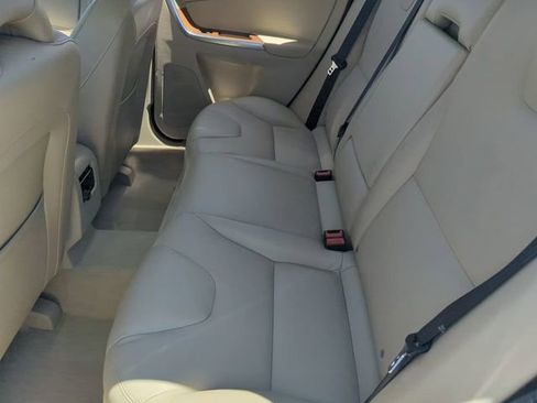 Used 2015 Volvo XC60 T6 Platinum AWD/4WD image 19