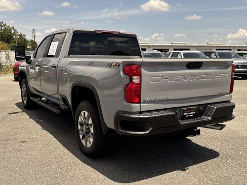 Used 2025 Chevrolet Silverado 2500 Custom w/ Custom Value Package AWD/4WD image 6