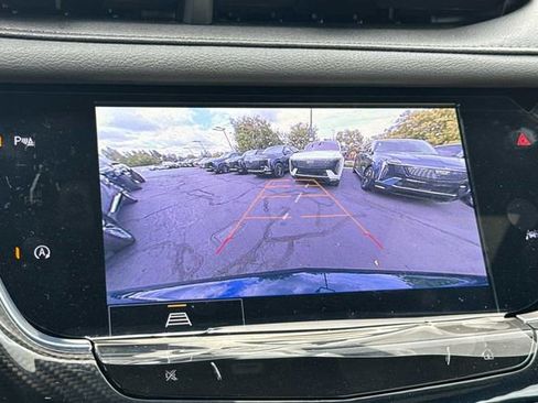 New 2025 Cadillac XT6 Sport AWD/4WD image 21