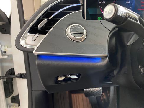 Used 2026 Mercedes-Benz E 350 4MATIC Sedan image 18