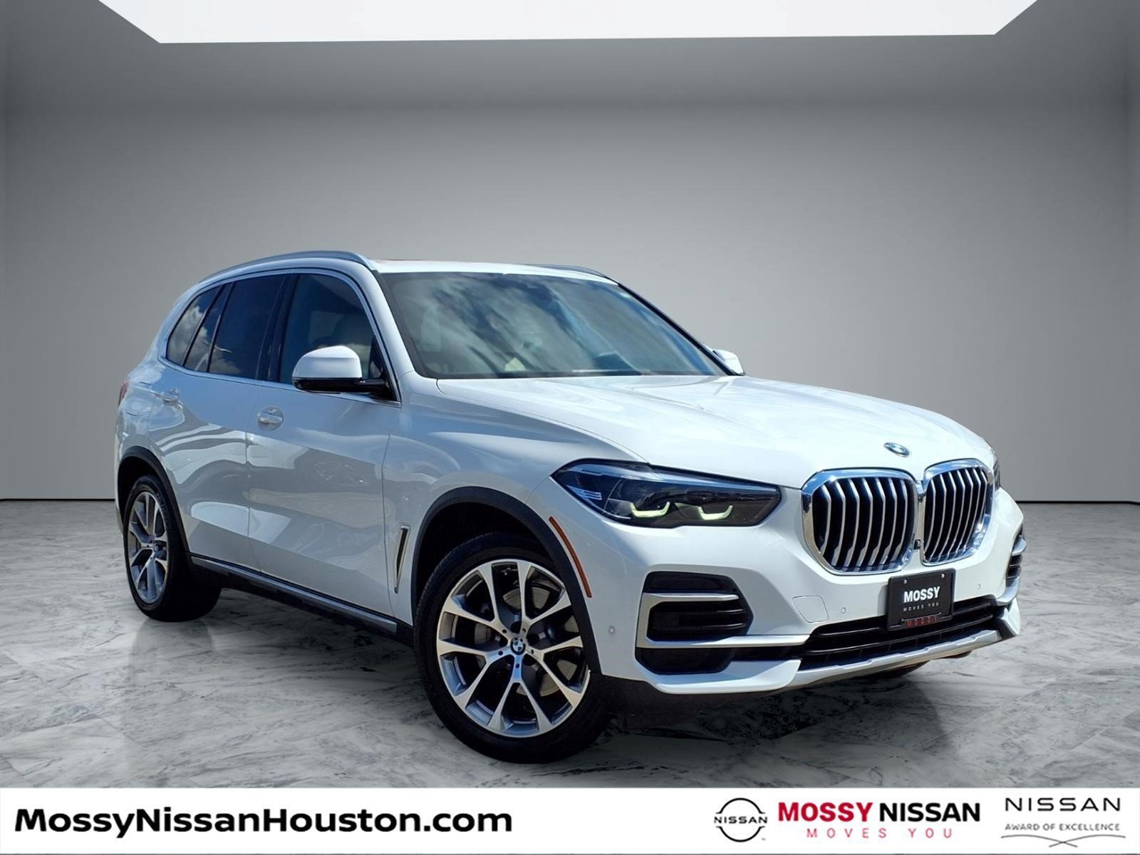 Used 2022 BMW X5 sDrive40i w/ Premium Package RWD image 1