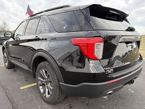 Used 2021 Ford Explorer XLT w/ Equipment Group 202A image 40