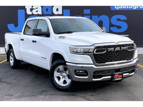 New 2026 RAM 1500 Big Horn AWD/4WD image 2