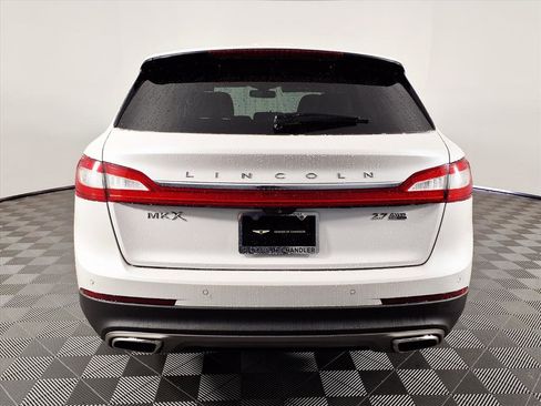 Used 2016 Lincoln MKX Select w/ Select Plus Package image 5