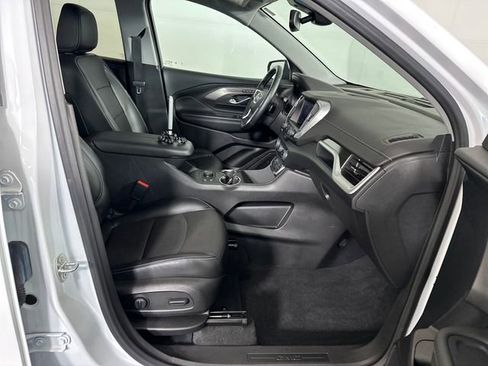 Used 2023 GMC Terrain SLT w/ Infotainment Package II image 28