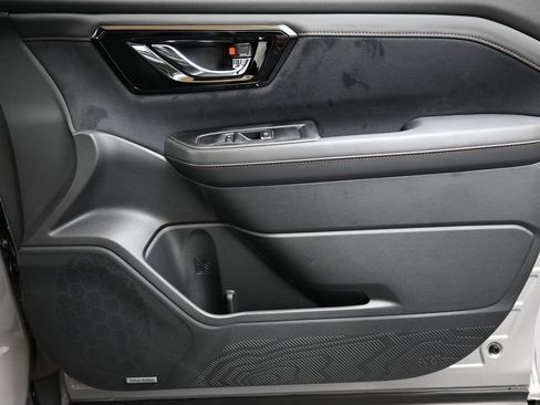 New 2026 Subaru Forester Sport AWD/4WD image 11