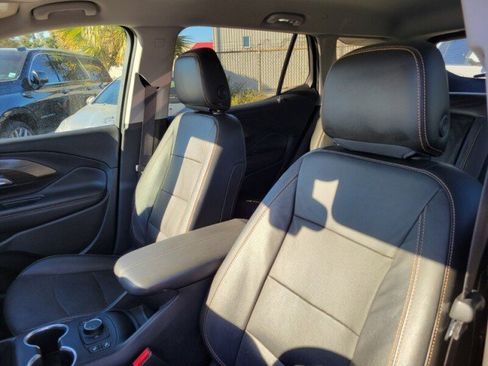 Used 2019 GMC Terrain SLT w/ Preferred Package image 10