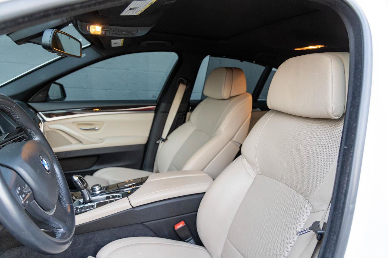 Used 2012 BMW 550i Sedan RWD image 6