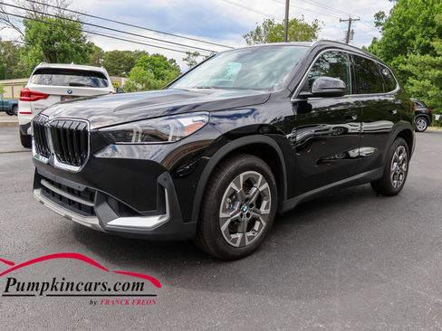 Used 2023 BMW X1 xDrive28i w/ Convenience Package AWD/4WD image 3